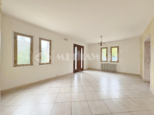 casa indipendente in vendita a Cinto Caomaggiore in zona Settimo