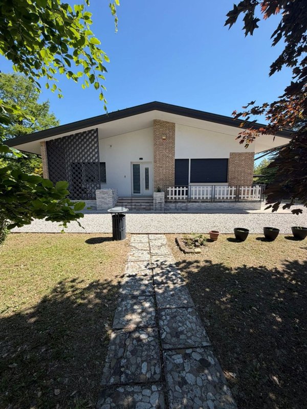 casa indipendente in vendita a Cinto Caomaggiore