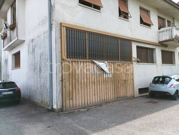 locale commerciale in vendita a Cinto Caomaggiore