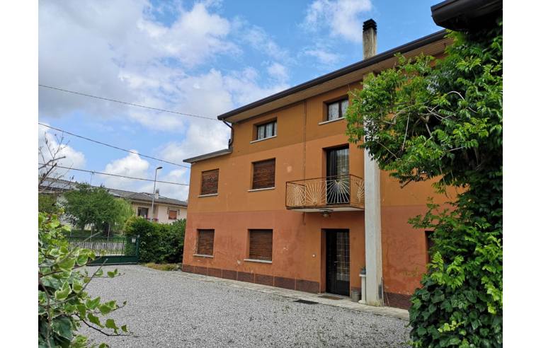 casa indipendente in vendita a Cinto Caomaggiore in zona Settimo