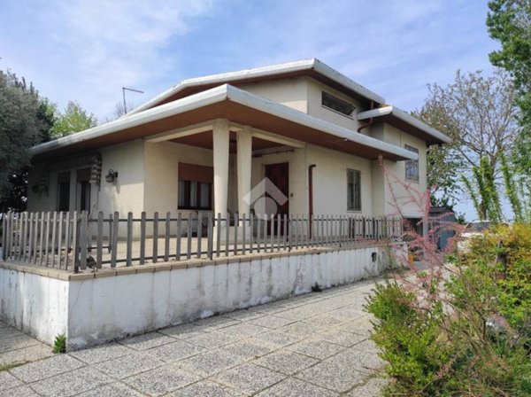 casa indipendente in vendita a Cona