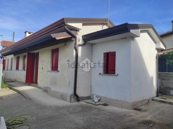 casa indipendente in vendita a Cona