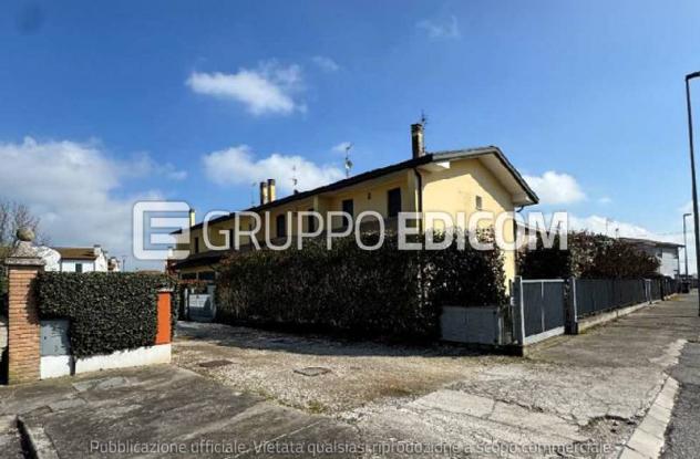 casa indipendente in vendita a Cona in zona Cantarana