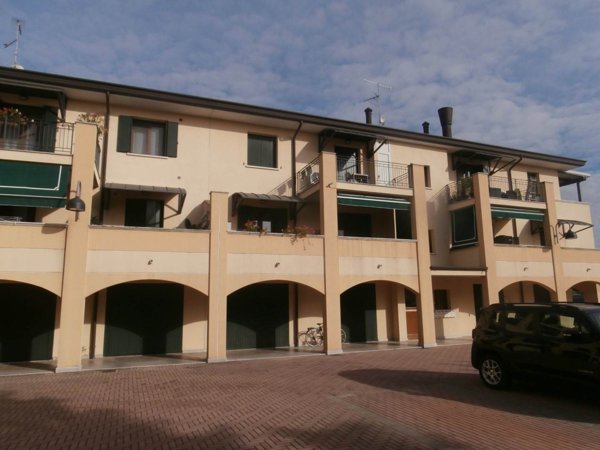 appartamento in vendita a Concordia Sagittaria in zona Cavanella