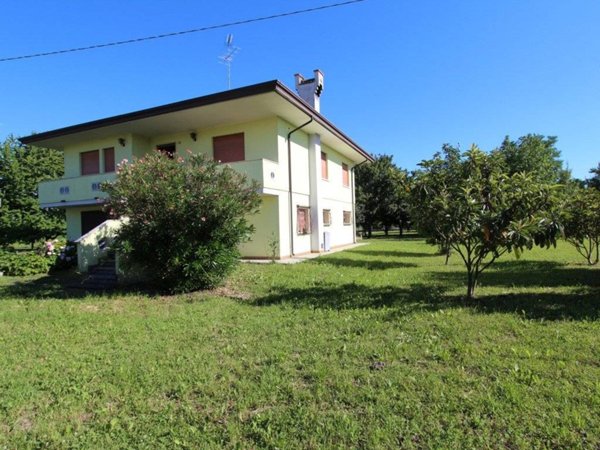 casa indipendente in vendita a Concordia Sagittaria