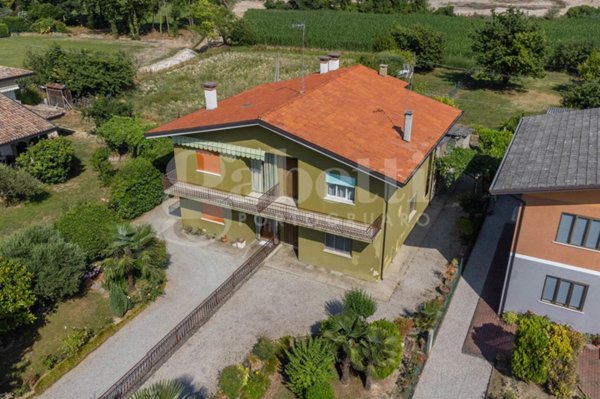 casa indipendente in vendita a Concordia Sagittaria