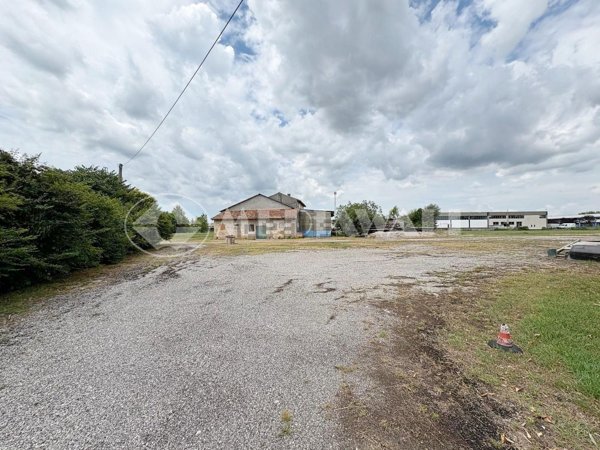 casale in vendita a Concordia Sagittaria