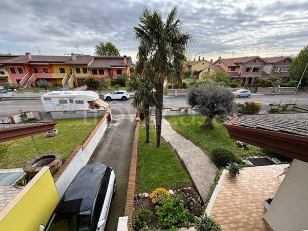 casa indipendente in vendita a Concordia Sagittaria