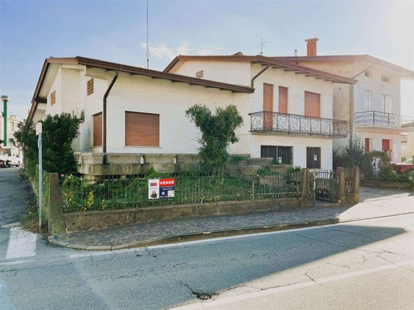 casa indipendente in vendita a Concordia Sagittaria