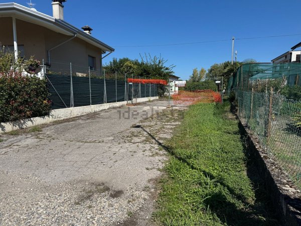 terreno edificabile in vendita a Concordia Sagittaria