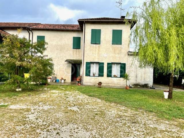 casa indipendente in vendita a Concordia Sagittaria