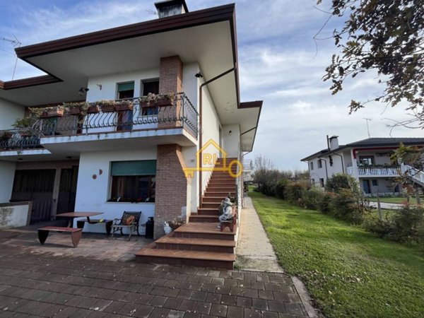 casa indipendente in vendita a Concordia Sagittaria