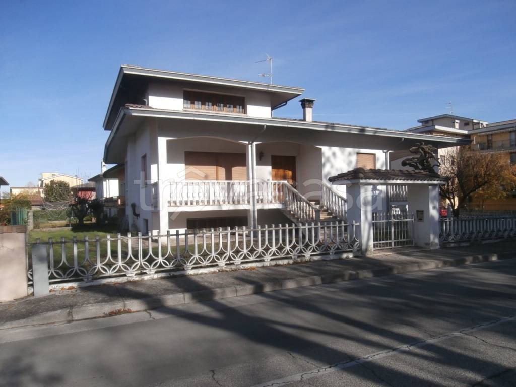 casa indipendente in vendita a Concordia Sagittaria