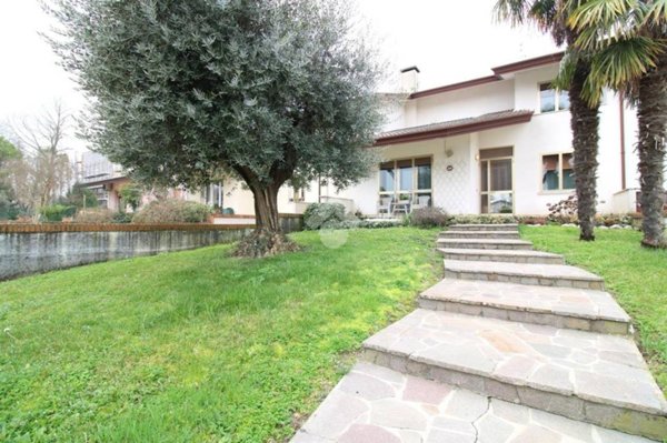 casa indipendente in vendita a Concordia Sagittaria