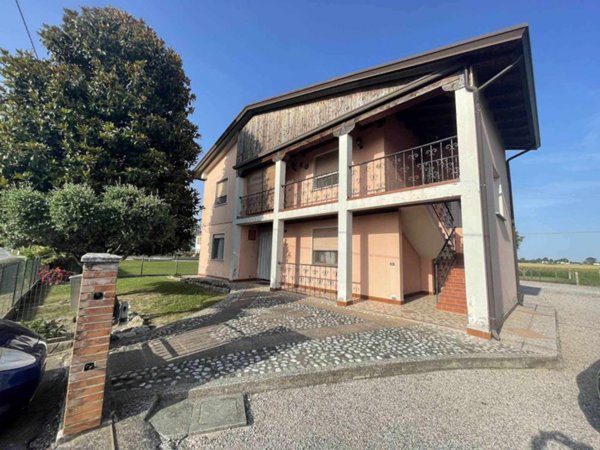casa indipendente in vendita a Concordia Sagittaria