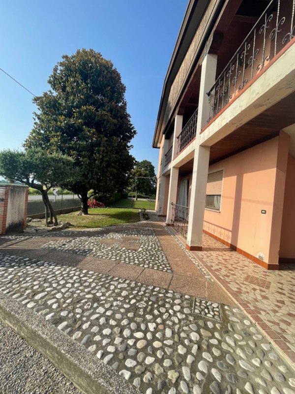 casa indipendente in vendita a Concordia Sagittaria in zona Cavanella