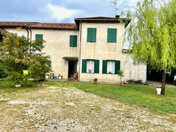 casa indipendente in vendita a Concordia Sagittaria in zona Cavanella