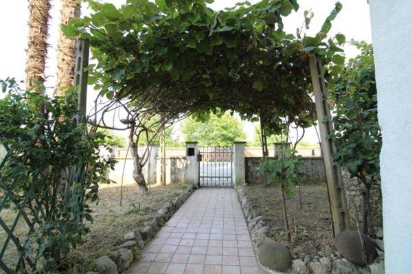 appartamento in vendita a Concordia Sagittaria in zona Cavanella