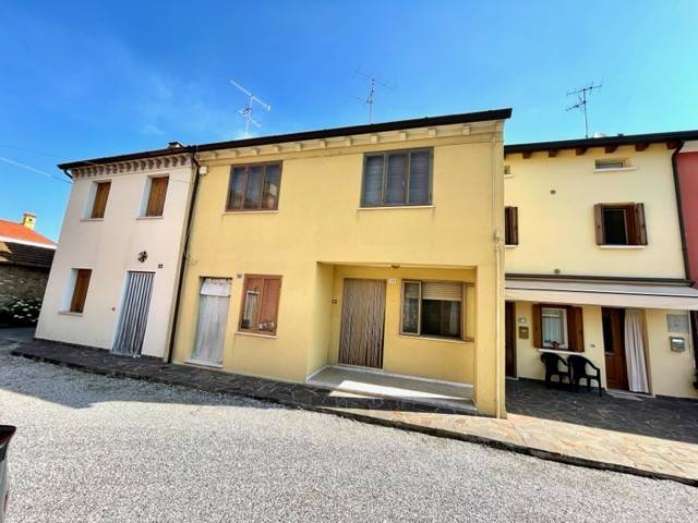 casa indipendente in vendita a Concordia Sagittaria