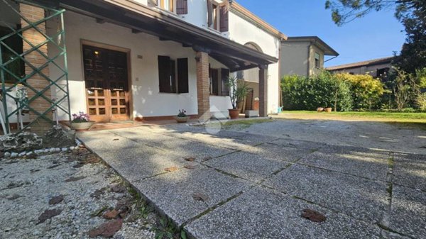 casa indipendente in vendita a Dolo