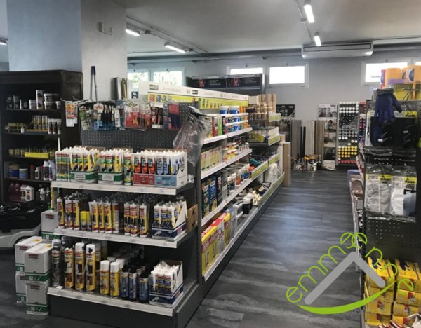 locale commerciale in vendita a Dolo