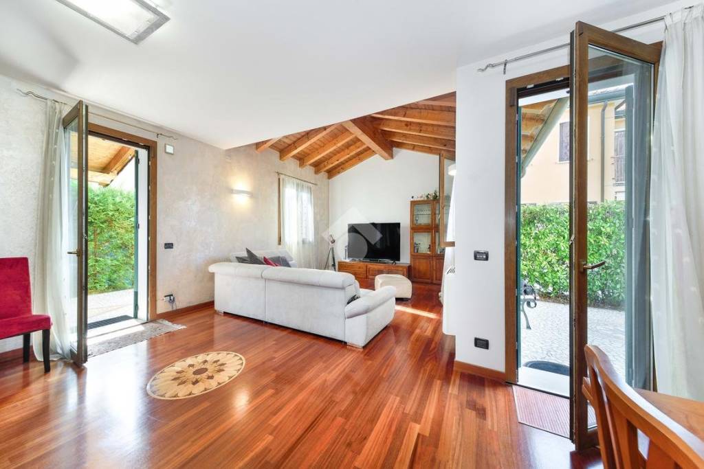 casa indipendente in vendita a Dolo