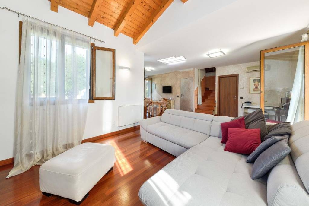 casa indipendente in vendita a Dolo