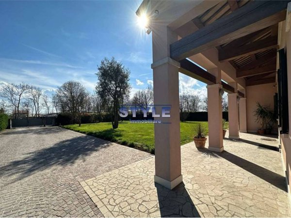 casa indipendente in vendita a Dolo