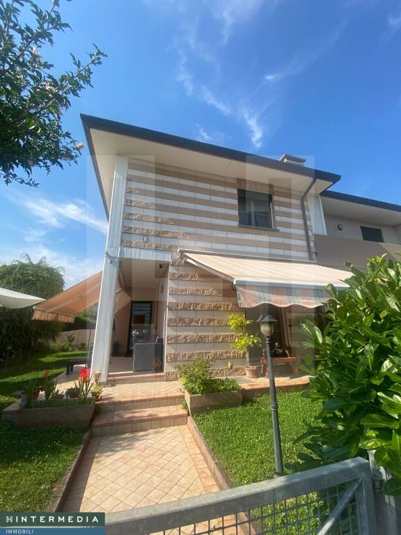 casa indipendente in vendita a Dolo