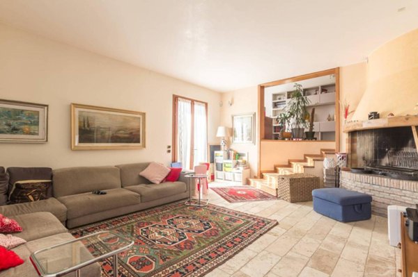 casa indipendente in vendita a Dolo