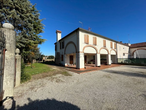 casa indipendente in vendita a Dolo