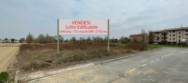 terreno edificabile in vendita a Dolo
