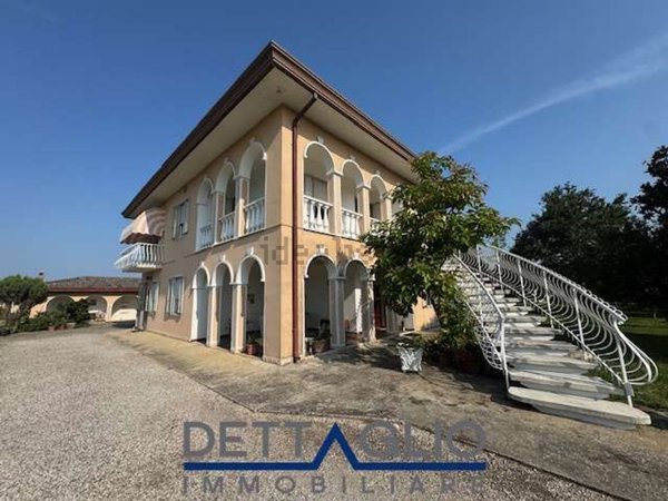 casa indipendente in vendita a Dolo