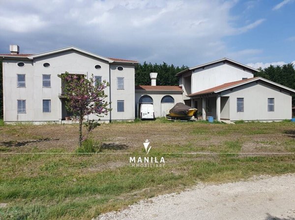 casa indipendente in vendita ad Eraclea