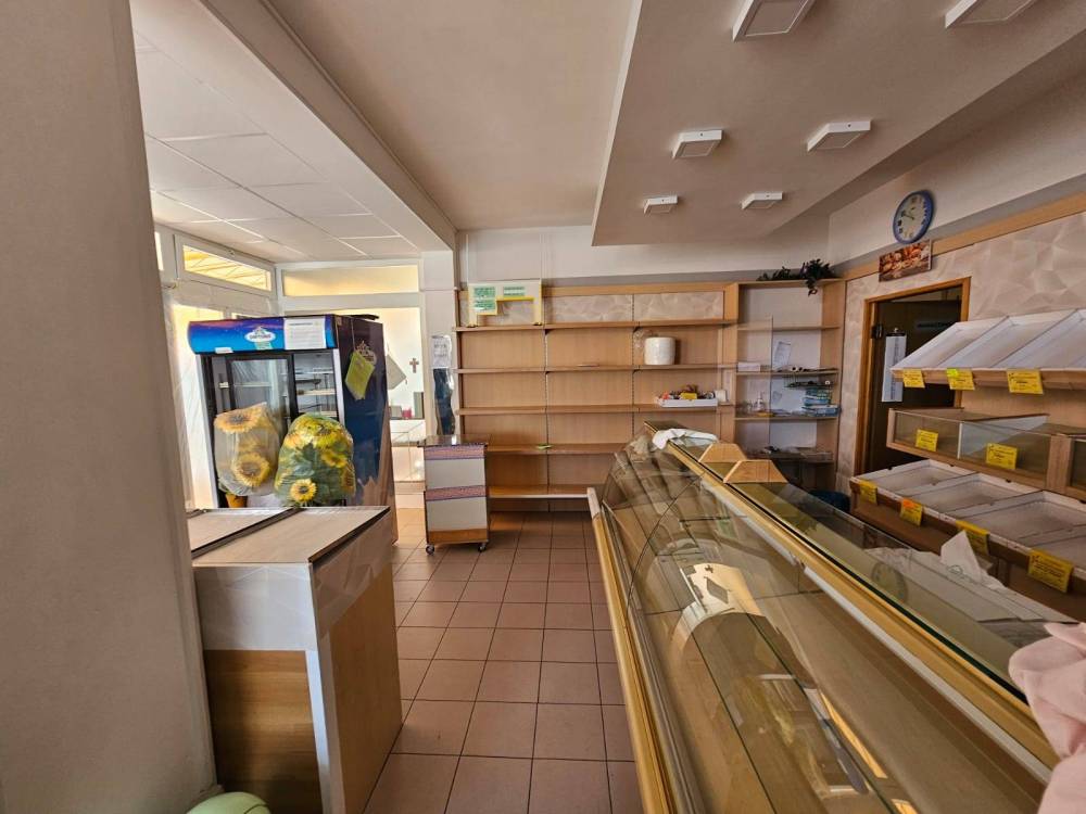 locale commerciale in vendita ad Eraclea