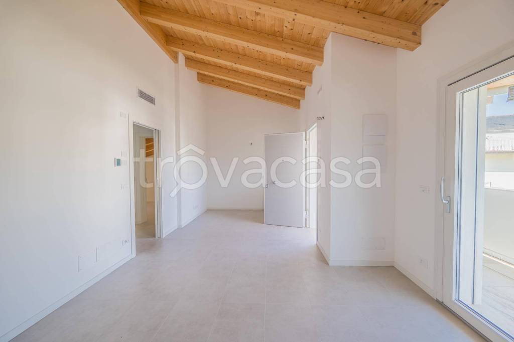 appartamento in vendita ad Eraclea in zona Eracleamare