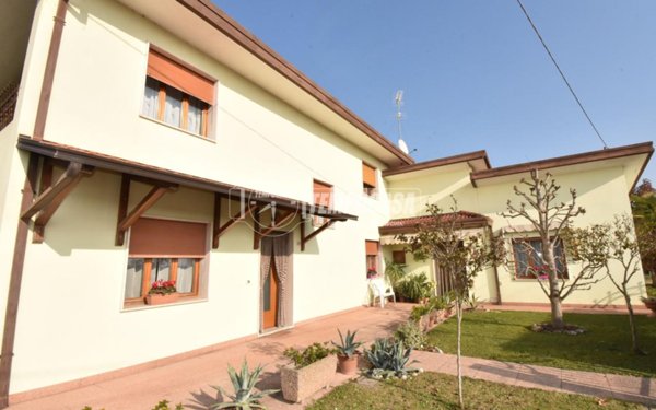 casa indipendente in vendita ad Eraclea