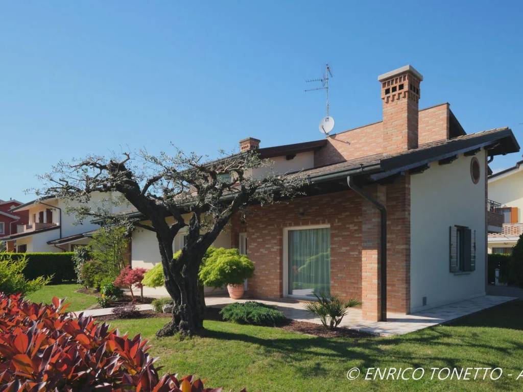 casa indipendente in vendita ad Eraclea