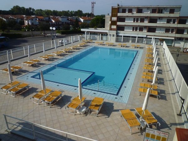 appartamento in vendita ad Eraclea in zona Eracleamare