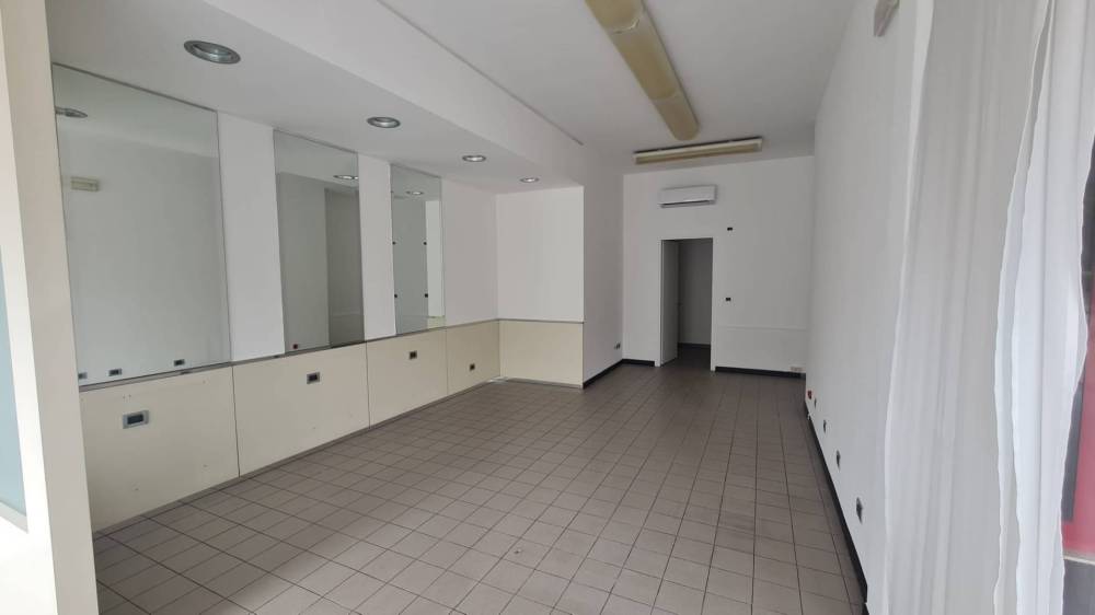 locale commerciale in vendita ad Eraclea