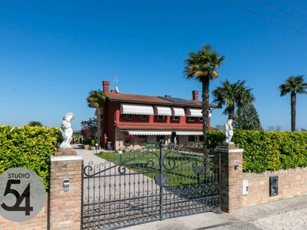 casa indipendente in vendita ad Eraclea