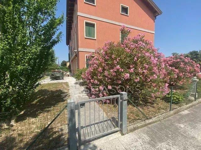appartamento in vendita ad Eraclea in zona Eracleamare