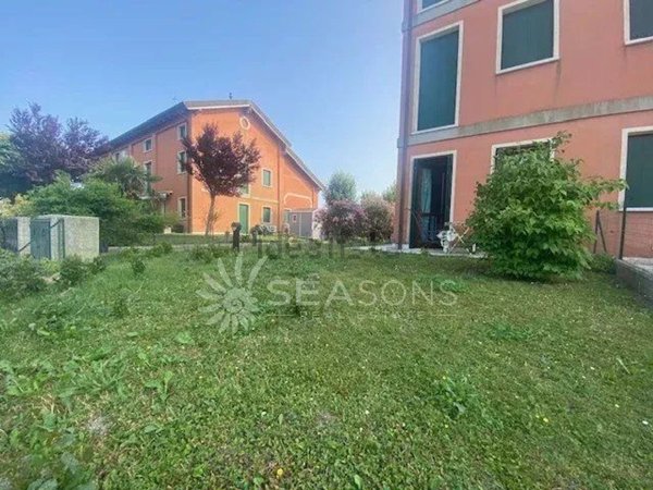 appartamento in vendita ad Eraclea in zona Eracleamare