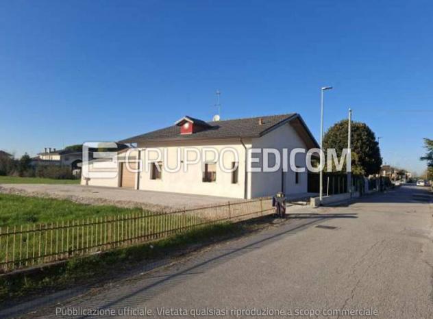 appartamento in vendita ad Eraclea in zona Stretti