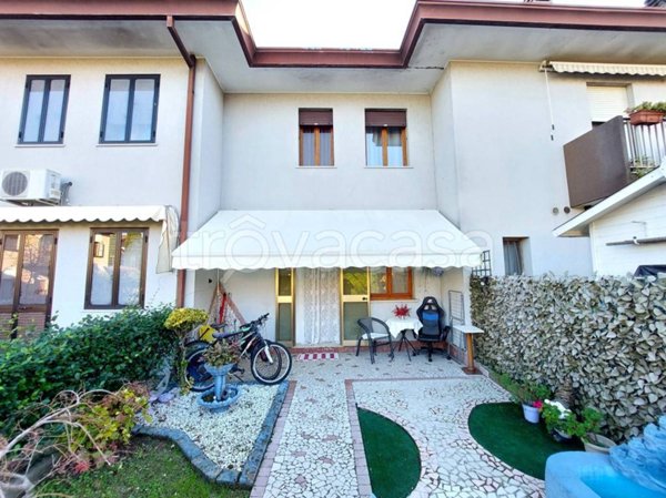 casa indipendente in vendita ad Eraclea