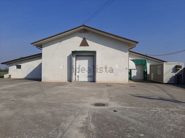 capannone in vendita ad Eraclea