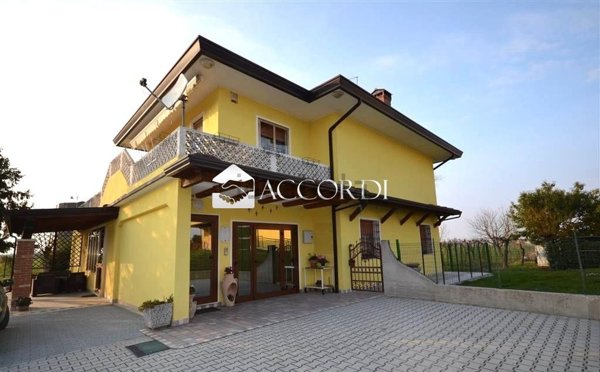 casa indipendente in vendita ad Eraclea