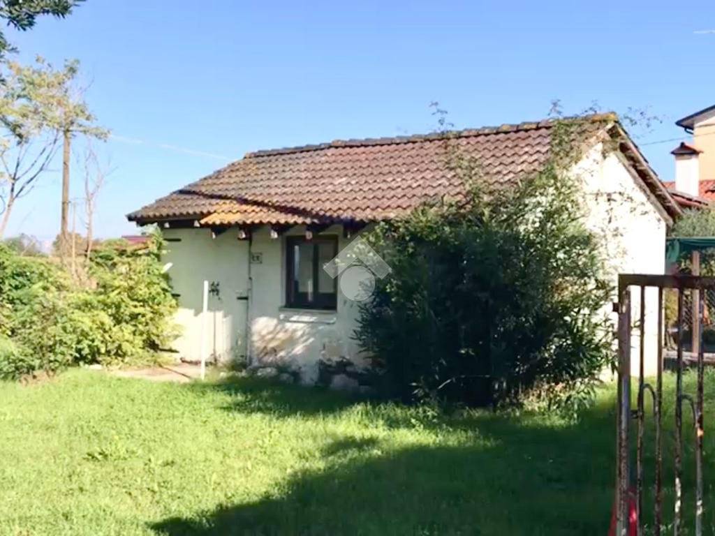 locale di sgombero in vendita ad Eraclea in zona Revedoli