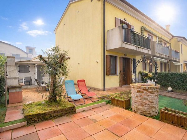 casa indipendente in vendita ad Eraclea