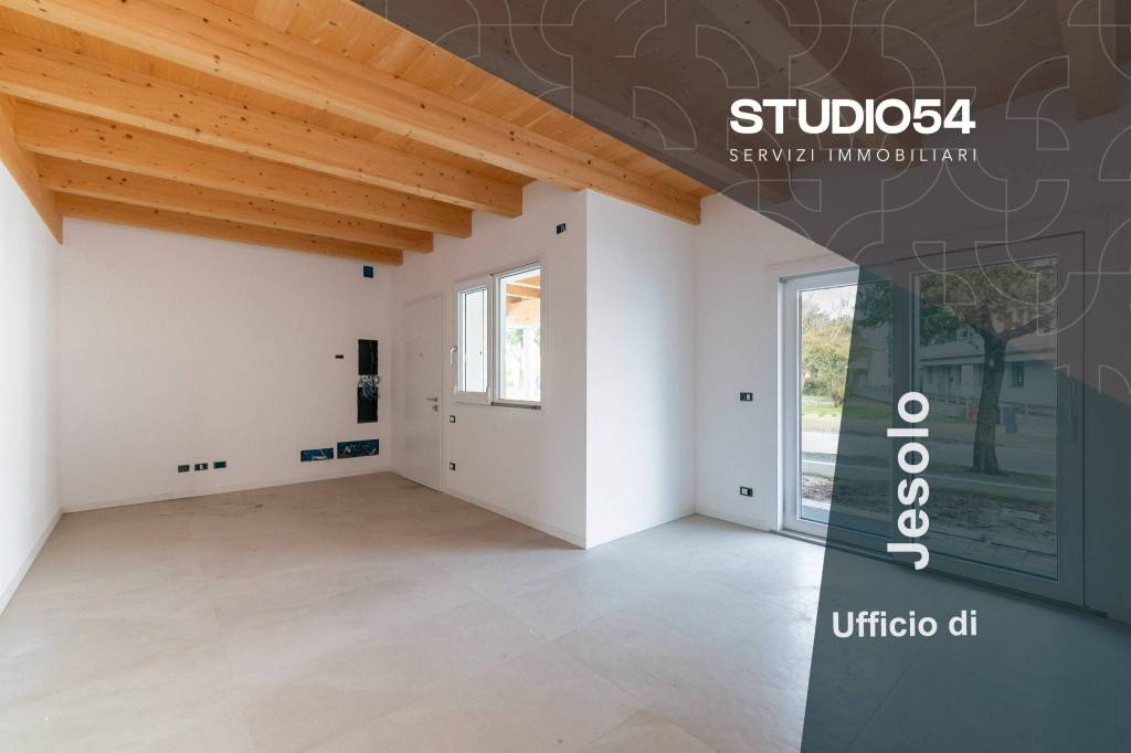 appartamento in vendita ad Eraclea in zona Eracleamare